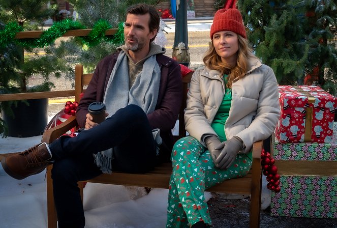 The Angel Tree - Photos - Lucas Bryant, Jill Wagner