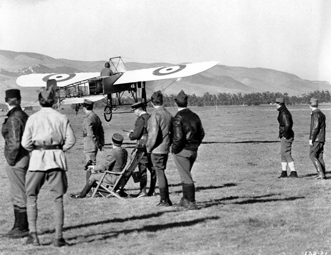 Lafayette Escadrille - Do filme