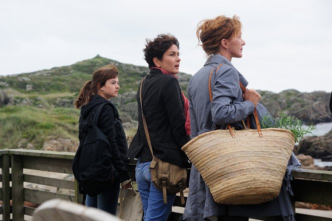 Liebe am Fjord - Die Frau am Strand - Z filmu - Michelle Barthel, Marie-Lou Sellem, Katja Flint