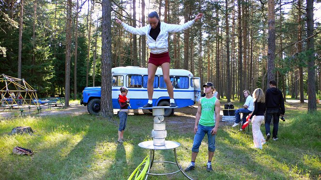 Russlands Zirkusschule auf Tour - Kuvat elokuvasta