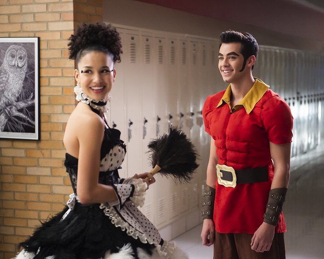 High School Musical: The Musical: The Series - Showtime - Photos - Sofia Wylie, Matt Cornett