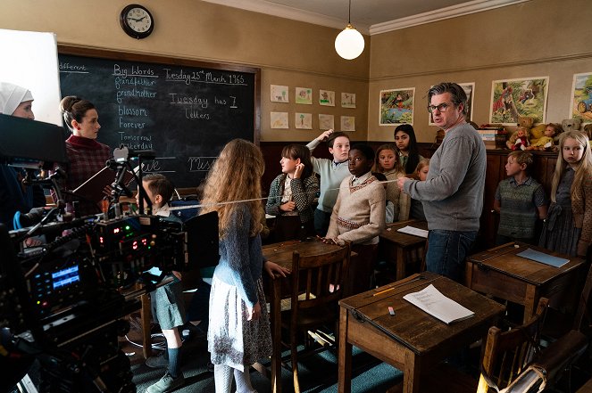 Call the Midwife - Season 9 - Episode 2 - Van de set