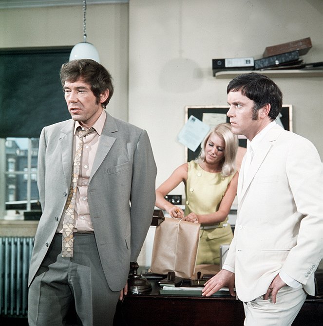 Randall and Hopkirk (Deceased) - The Trouble with Women - Do filme