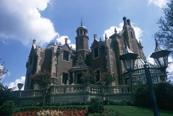 Behind the Attraction - Haunted Mansion - Photos