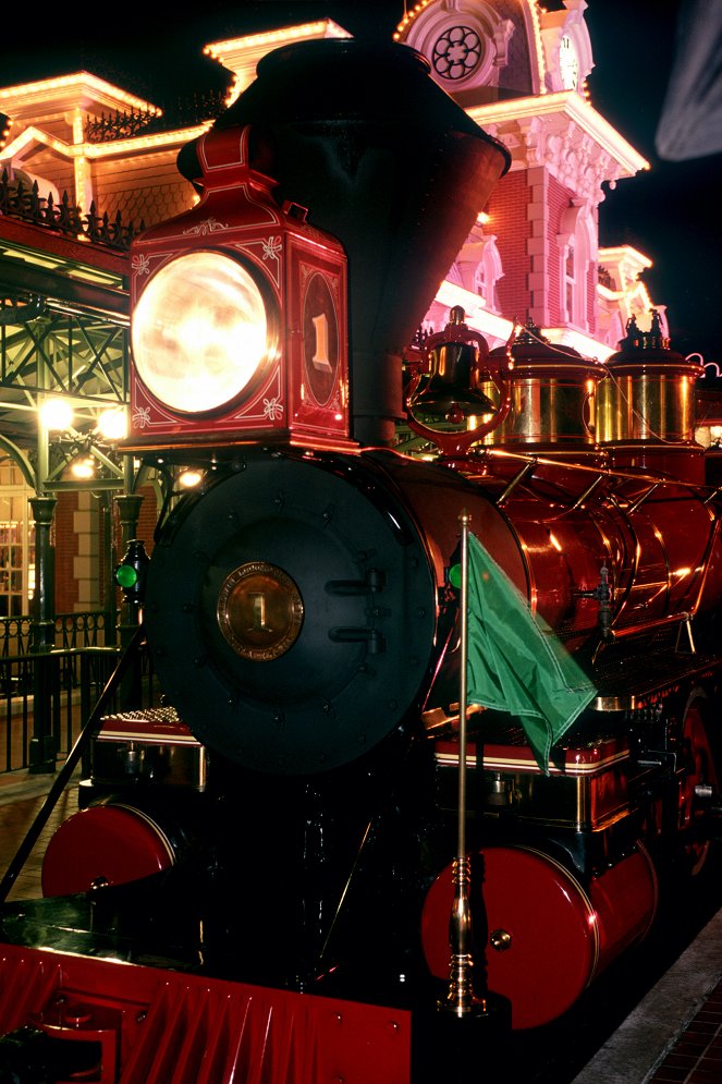 Behind the Attraction - Trains, Trams, and Monorails - Filmfotos