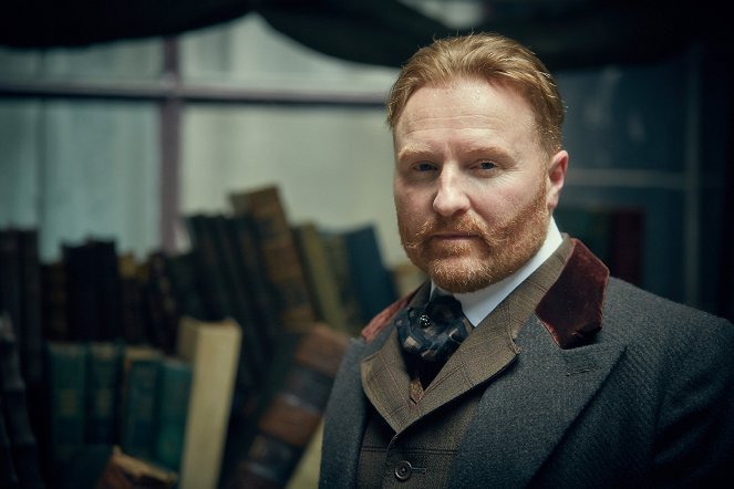 Ripper Street - The Beating of Her Wings - Photos