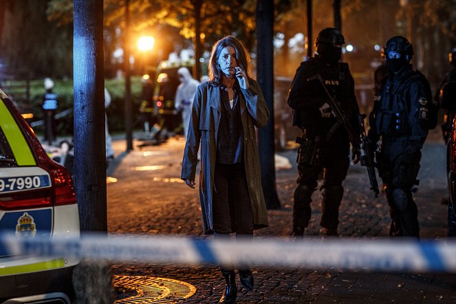 Hamilton - Undercover in Stockholm - Season 1 - Episode 1 - Filmfotos - Nina Zanjani