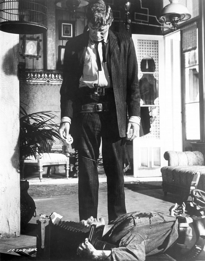 Přestřelka u O.K. Corralu - Z filmu - Burt Lancaster