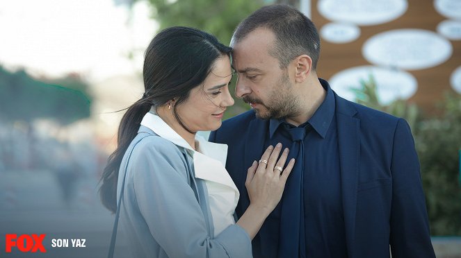 Son Yaz - Anahtar Saksının Altında - Z filmu - Funda Eryiğit, Ali Atay