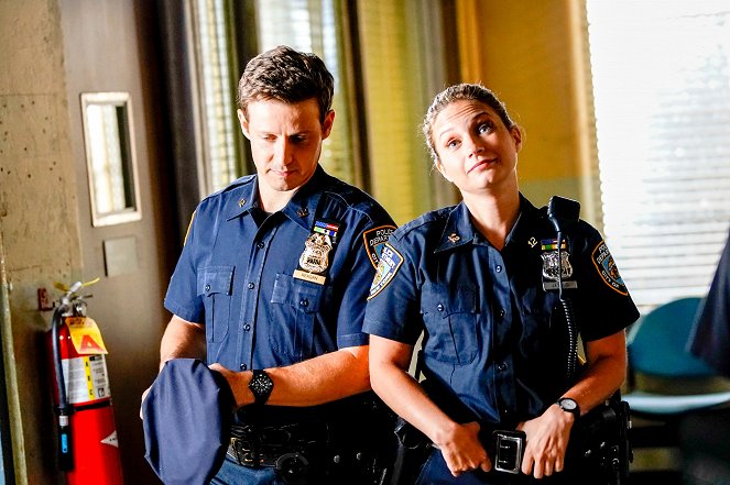 Blue Bloods - Crime Scene New York - Meet the New Boss - Photos - Will Estes, Vanessa Ray