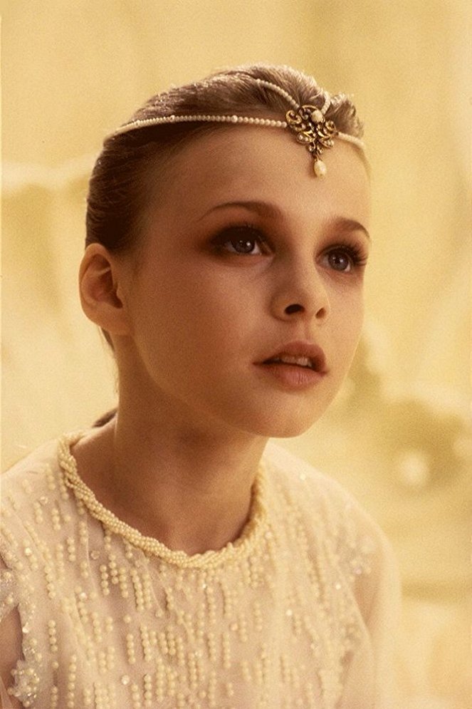 The NeverEnding Story - Photos - Tami Stronach