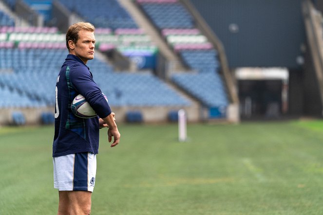 Men in Kilts: A Roadtrip with Sam and Graham - Scottish Sport - De la película - Sam Heughan