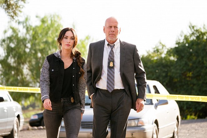 Hajsza egy gyilkos után - Filmfotók - Megan Fox, Bruce Willis