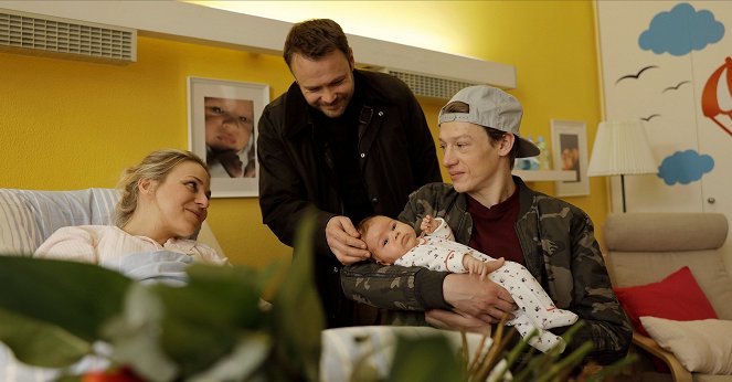 Sankt Maik - Ein Bruder für einen Bruder - De la película - Teresa Rizos, Matthias Ziesing, Vincent Krüger