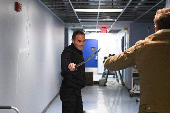 Assault on VA-33 - Do filme - Mark Dacascos