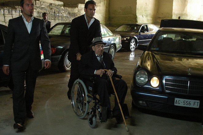 Il commissario Montalbano - Season 5 - Mafioson leski - Kuvat elokuvasta - Francesco Sineri
