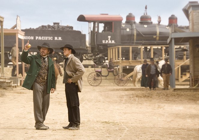 Into the West - Hell on Wheels - Film