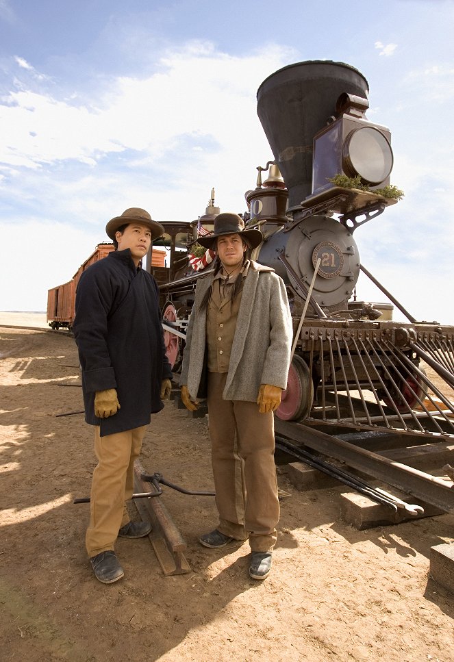 Into the West - Hell on Wheels - Photos