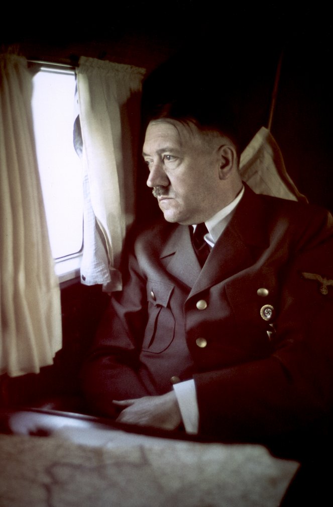 Hitler Staline, le choc des tyrans - Do filme - Adolf Hitler