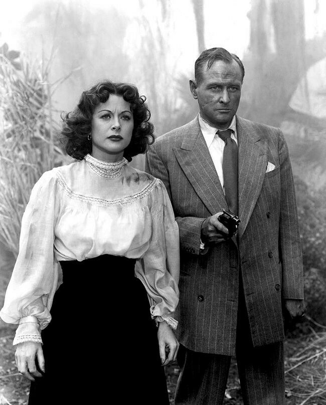 Mujer sin pasaporte - De la película - Hedy Lamarr, George Macready