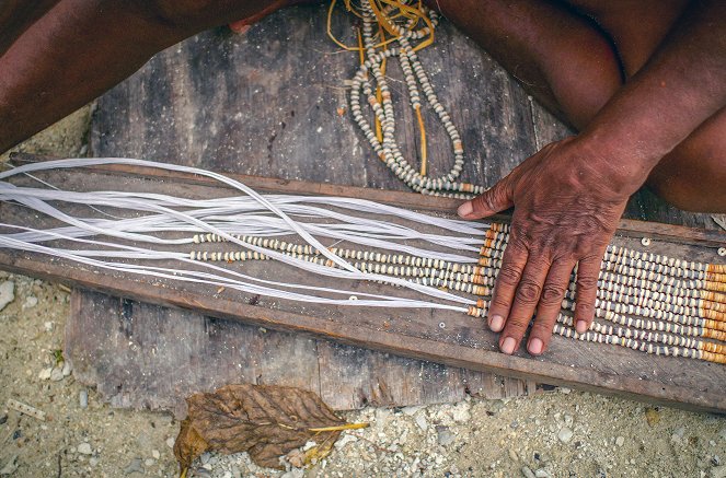 À la rencontre des peuples des mers - Îles Salomon, les Langa Langa - Les bâtisseurs du lagon - Kuvat elokuvasta