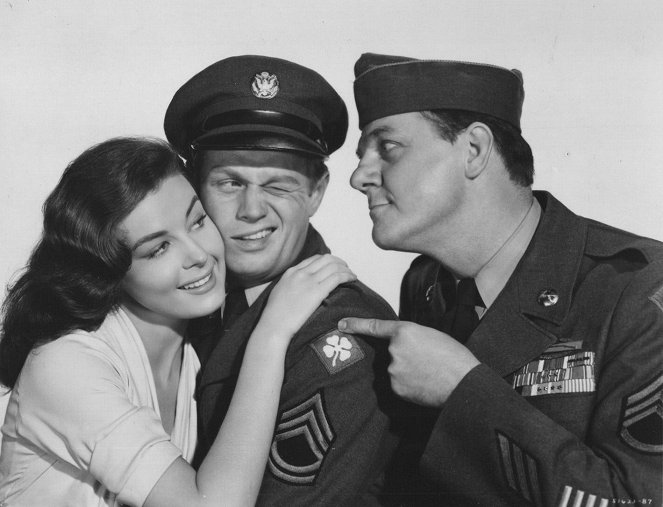 Hombres de infantería - Promoción - Elaine Stewart, Richard Widmark, Karl Malden