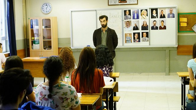 Öğretmen - Season 2 - Son Ders: Final - De la película