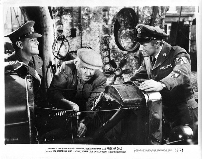 A Prize Of Gold - Lobby karty - George Cole, Joseph Tomelty, Richard Widmark