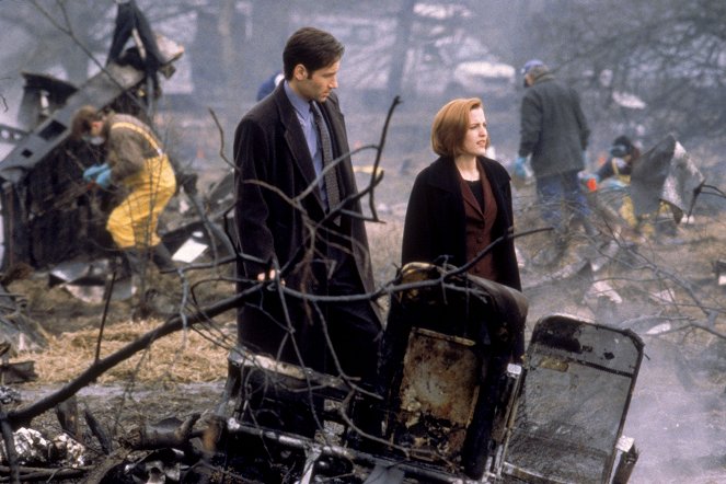 The X-Files - Tempus Fugit - Van film - David Duchovny, Gillian Anderson