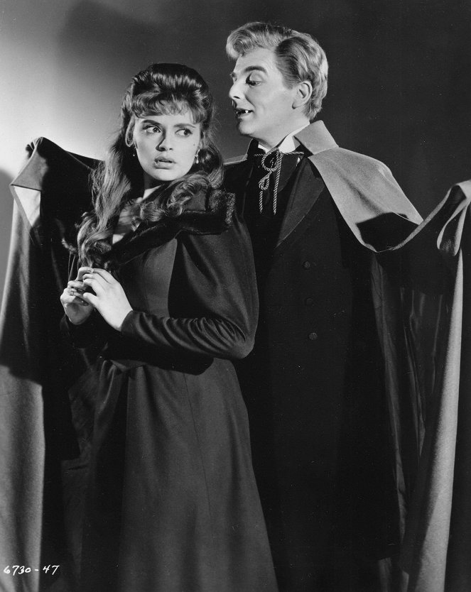 Dracula und seine Bräute - Filmfotos