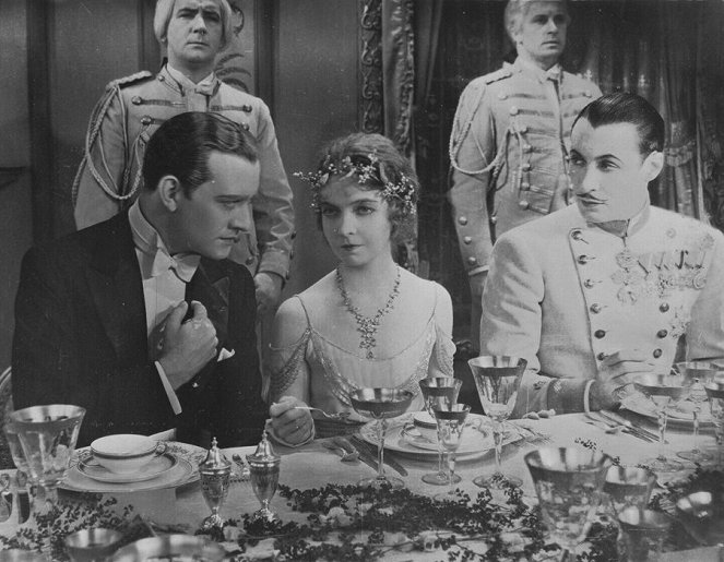 Una noche romántica - De la película - Conrad Nagel, Lillian Gish, Rod La Rocque