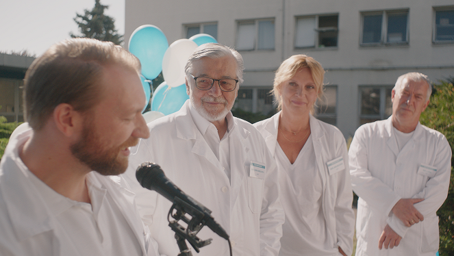 Lukáš Melník, Jiří Bartoška, Ivana Chýlková