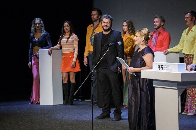 Slavnostní zakončení MFF Karlovy Vary 2021 - Kuvat elokuvasta