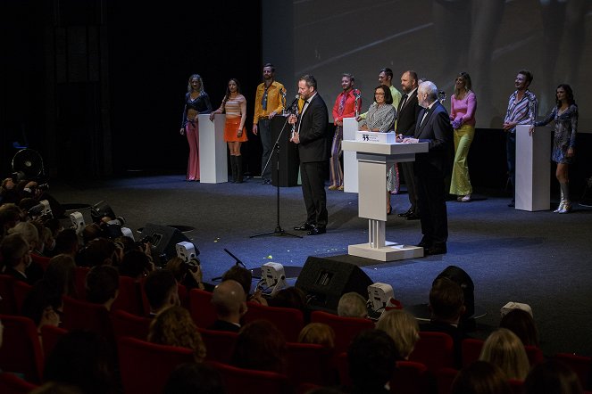 Slavnostní zakončení MFF Karlovy Vary 2021 - Kuvat elokuvasta
