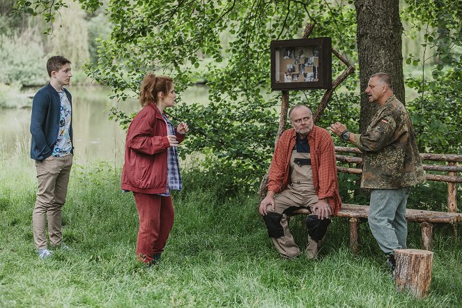 Osada - Epizoda 3 - Kuvat elokuvasta - Filip František Červenka, Eva Leinweberová, Igor Bareš, Radek Holub