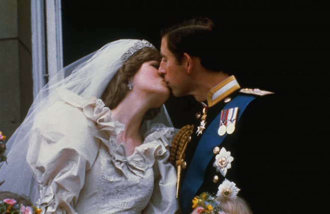 The Royals Revealed - Do filme - princesa Diana, rei Carlos III