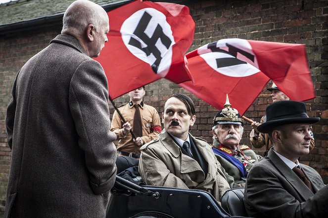 Hitler’s Circle of Evil - Heroes and Misfits - Do filme
