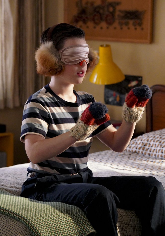 Jovem Sheldon - Cabeçudos lelés e globos de neve texanos - Do filme - Iain Armitage