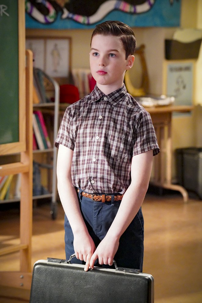 Young Sheldon - A House for Sale and Serious Woman Stuff - Photos - Iain Armitage