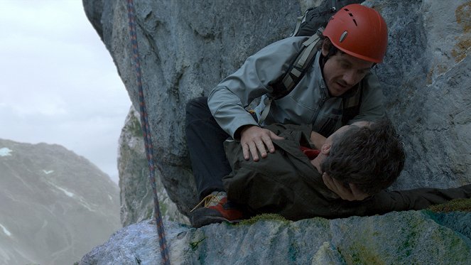A hegyimentők - Season 2 - Falsches Spiel - Filmfotók - Markus Brandl, Timothy Peach