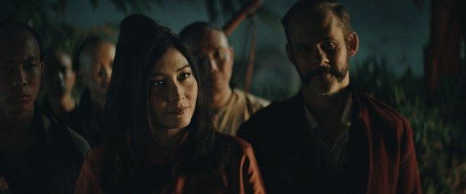El rey del fin del mundo - De la película - Josie Ho Chiu-yee, Dominic Monaghan