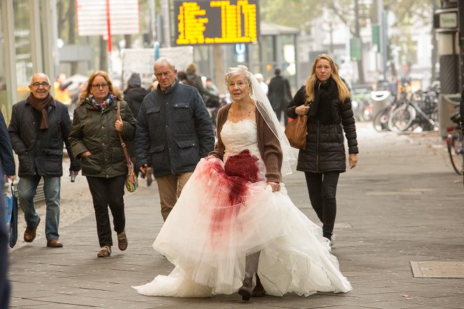 SOKO Köln - Blutiges Brautkleid - Van film