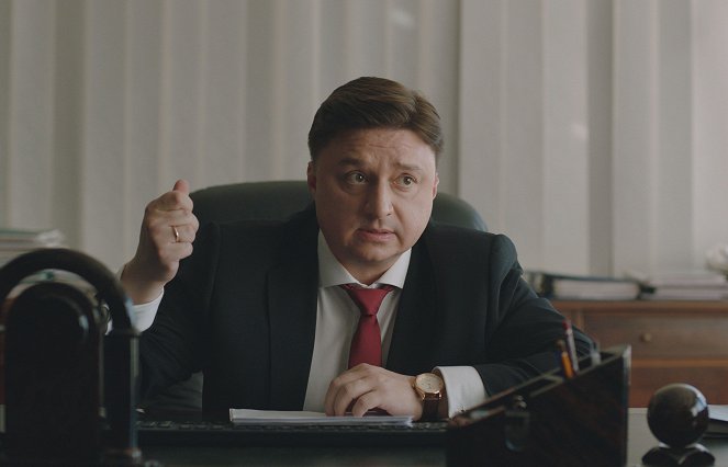 Prokljatyj činovnik - De la película - Maksim Lagashkin