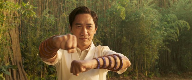 Shang-Chi i legenda dziesięciu pierścieni - Z filmu - Tony Chiu-wai Leung