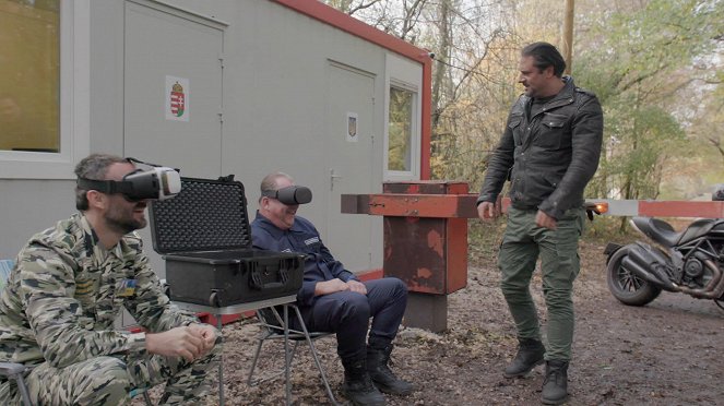 Keresztanyu - Helyszínelés - Filmfotók - Péter Janicsek, Zsolt Szentiványi, Attila Árpa