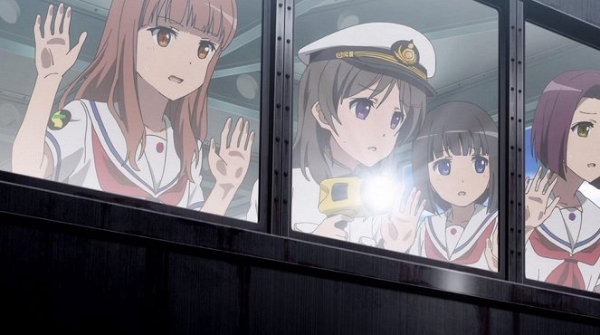 High School Fleet - In a Pinch with a Battleship's Big Cannon! - Photos