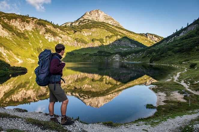 Bergwelten - Zu Fuß durchs Salzkammergut – Weitwandern am Berge-Seen-Trail - Kuvat elokuvasta