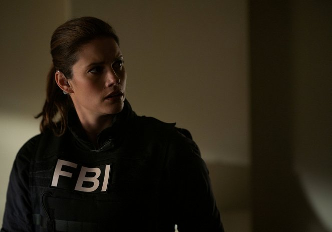 FBI: Special Crime Unit - Season 3 - Crazy Love - Photos - Missy Peregrym