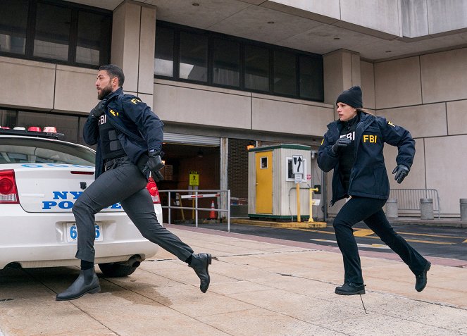 FBI: Special Crime Unit - Uncovered - Photos - Zeeko Zaki, Missy Peregrym