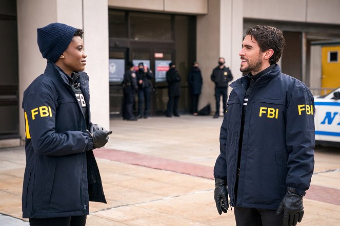 FBI: Special Crime Unit - Uncovered - Photos - Katherine Renee Kane, Josh Segarra